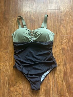 Women's Cutout High Neck Tummy Control One Piece Swimsuit Daci